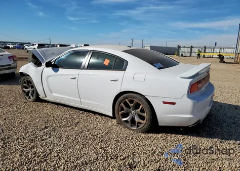 2013 Dodge Charger Se from USA, damaged, VIN 2C3CDXBG5DH682481
